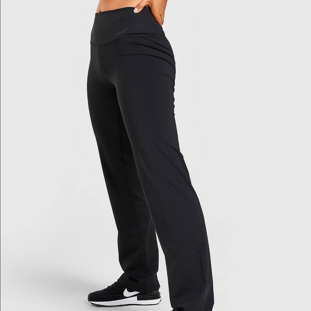 NWT Nike Power Yoga Pants